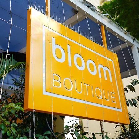 Bloom Boutique - Bandra Hotel Mumbai  Buitenkant foto